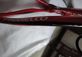 低價供應深圳自行車廠庫存國外品牌烤漆碳纖維公路自行車車架